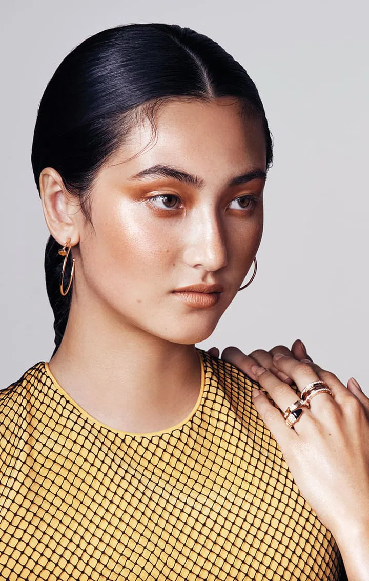 Add warmth to your complexion by replacing your regular blush with a tawny bronzer. While matte bronzers are recommended for contouring, choose one with tiny shimmery pigments instead for a multi-dimensional finish. Complete the look by sweeping the same bronzer on lids like 
an eyeshadow and dab a smidgen of clear gloss for a wet look that’s worthy of Tinseltown’s starlets. Ambery shades work for those with fair skin, while medium to darker skin tones can explore coppery hues for an enviable terracotta glow. 