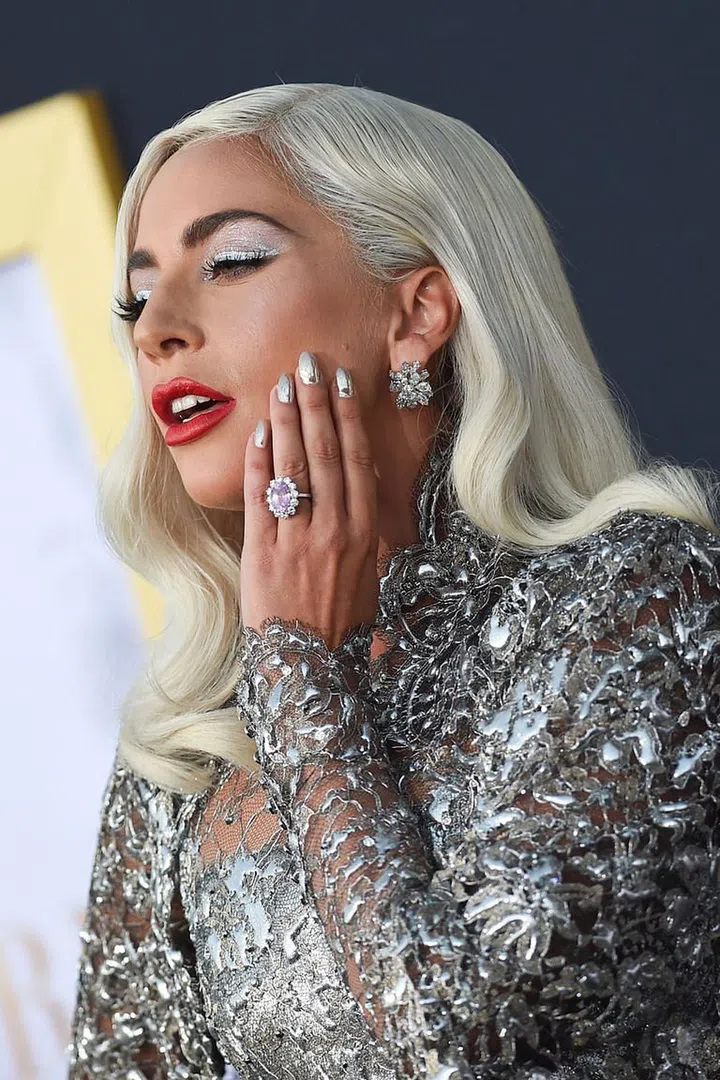 lady gaga givenchy dress Lady Gaga wearing Givenchy Haute Couture Spring/Summer 1999 by Alexander  McQueen. A powerful return to archival couture, honoring one of fashion's  most visionary designers. #LisLove