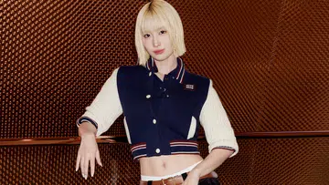 Momo Twice K-Pop Miu Miu Paragon