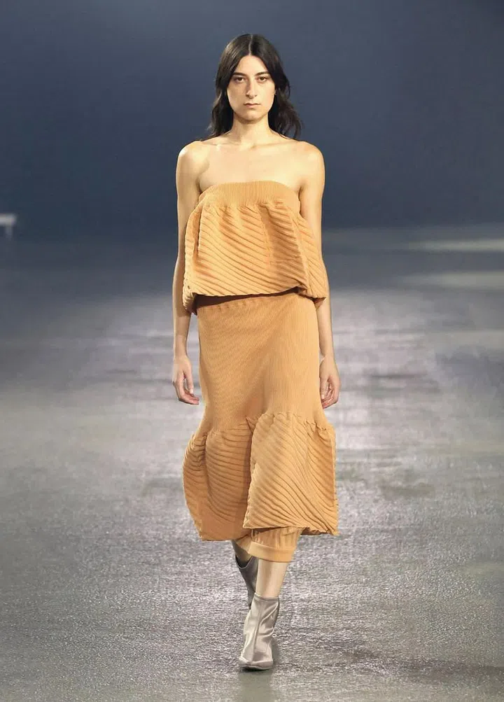 Photo: Issey Miyake