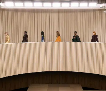 Burberry Fall Winter 2021 womenswear finale
