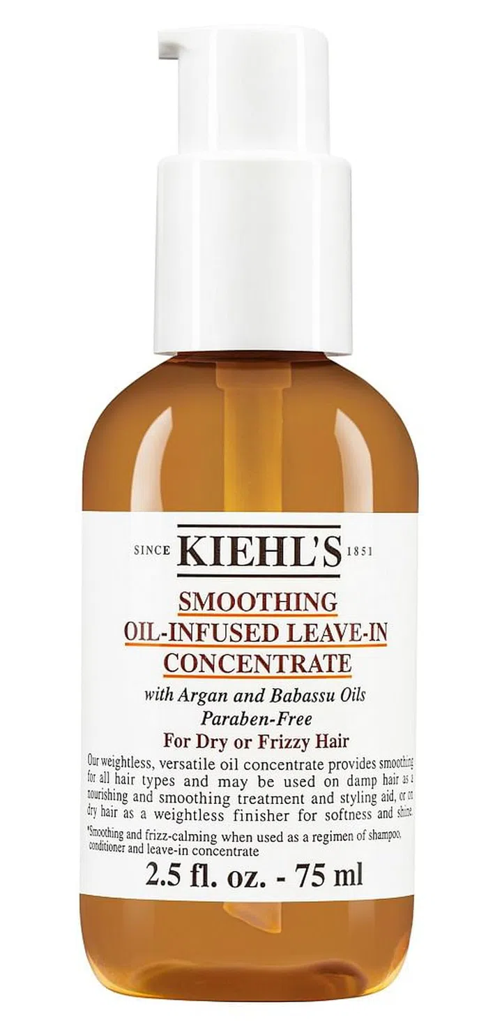 This contains argan and babassu oils to treat dry and damaged hair. It also locks in shine and repels humidity in hair for a sleek finish.  