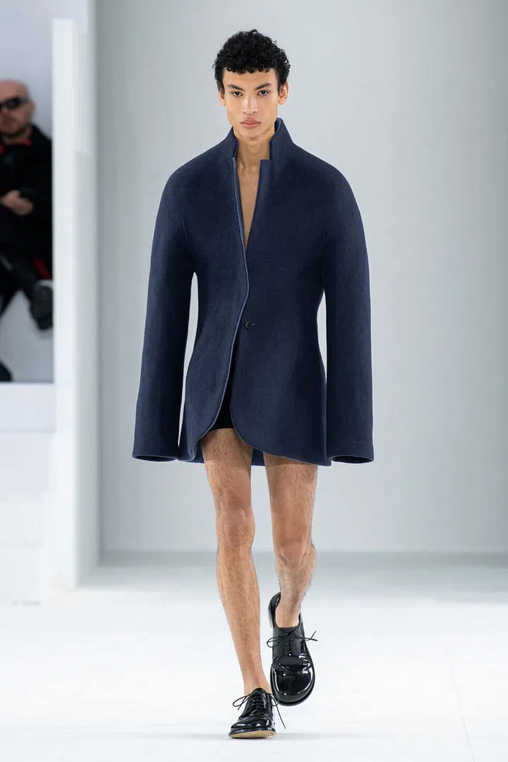 LOEWE fall/winter 2023
Photo: SHOWBIT
