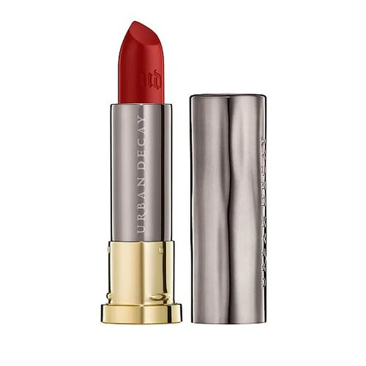 This medium-deep red has slight cool undertones and has a velvety-matte that lasts all day long while remaining comfortable on lips. 