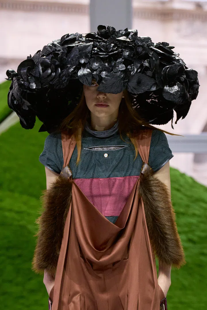 Louis Vuitton fall winter 2026 show