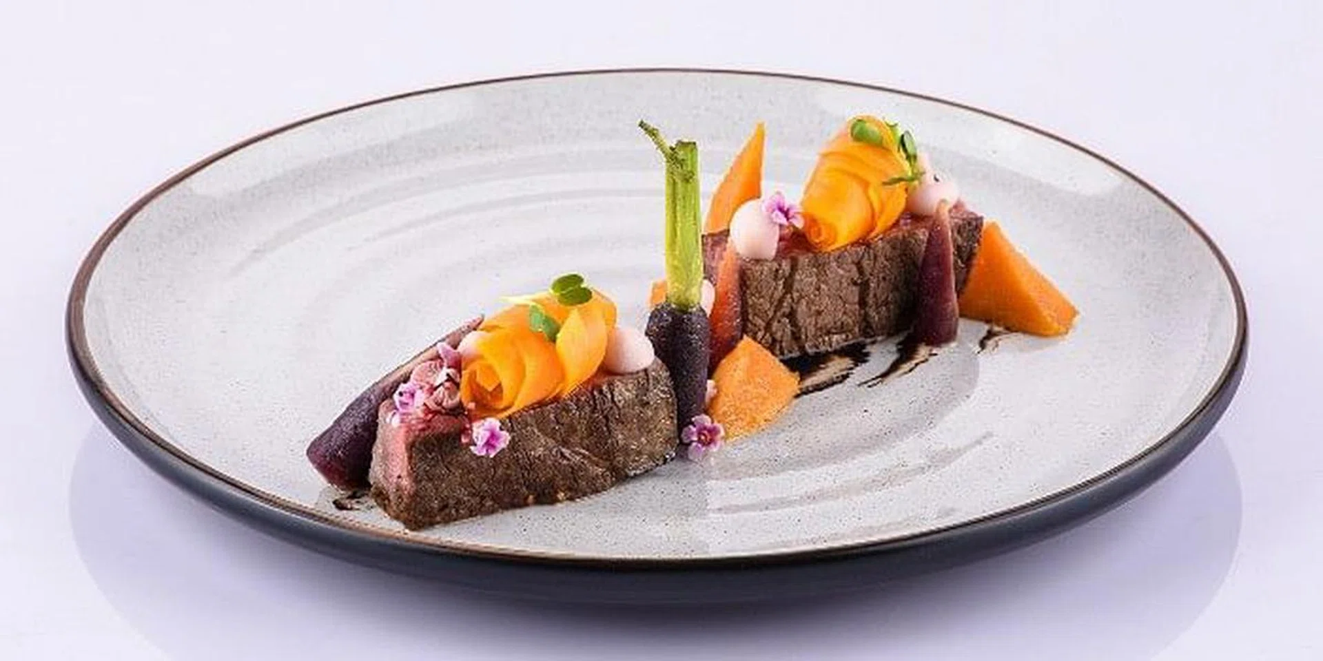 Photo: Courtesy of Luxe Catering