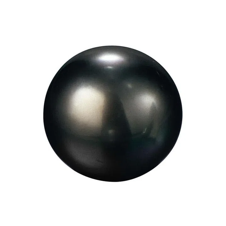 Closely associated with Tahiti, these treasures were once coveted by Queen Elizabeth I. Photo: Getty