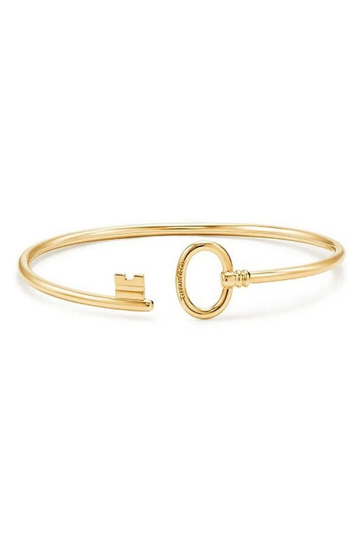 Already own the classic Tiffany bracelets? Why not add this playful wire key bracelet to your collection for an extra-cute detail. 