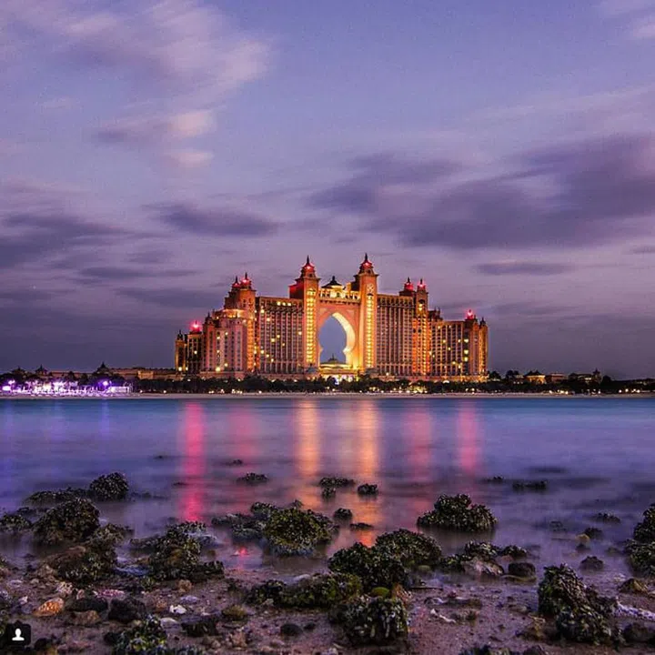 It's nearly impossible to take a bad picture of this pretty pink hotel on Dubai's Palm Island.

