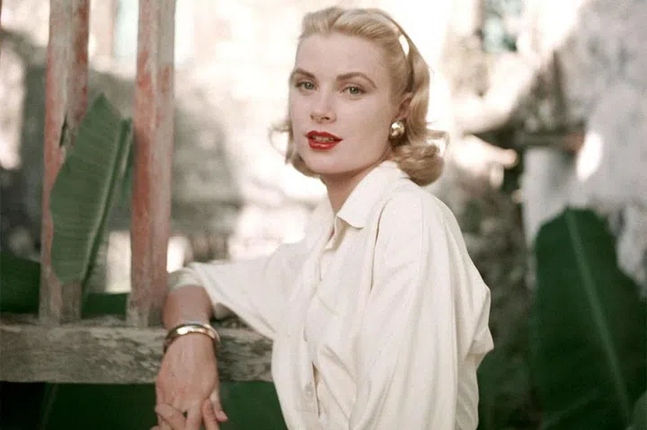 While in school, Kelly worked as a model, booking work for Old Gold cigarettes and appearing on magazine covers including Cosmopolitan and Redbook.
Photo: Getty