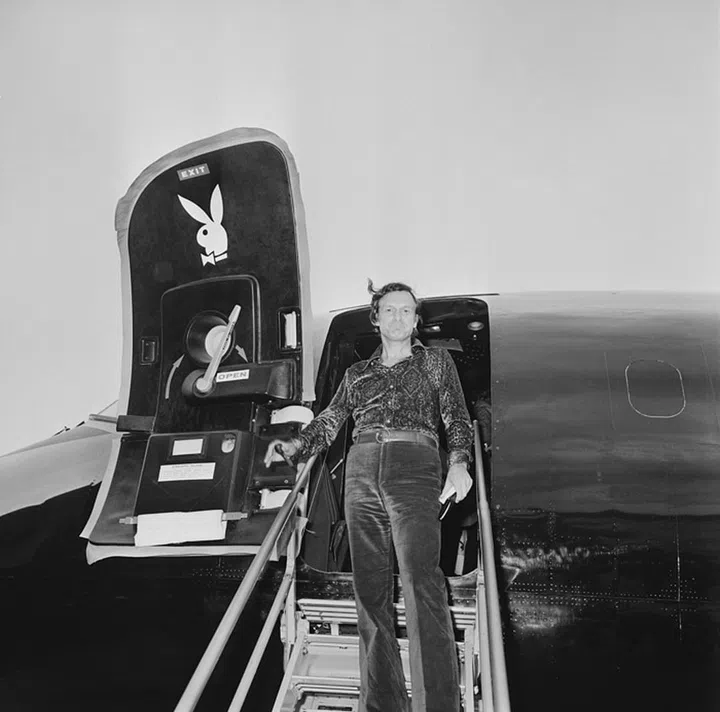 The Playboy mogul arriving in London circa 1971.

Photo: Getty 