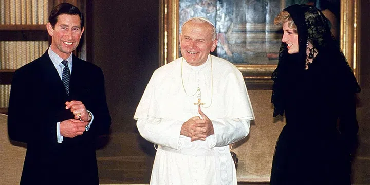 Meeting The Pope with Prince Charles at The Vatican. Photo: Getty