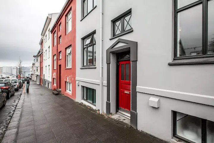 There's no surprise Iceland is high on everyone's Pinterest list! The tiny European country known for its natural splendor and particularly Instagrammable Blue Lagoon has had a spike in tourism in recent years. With that has come a surplus of Airbnb's that range from historic to contemporary. This downtown apartment features a bit of both, with a traditional Icelandic exterior and stunning modern interiors. Photo: Airbnb