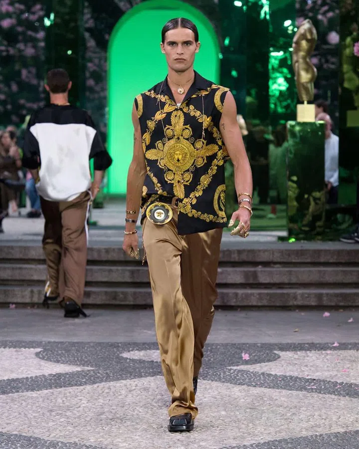 Photo: Versace