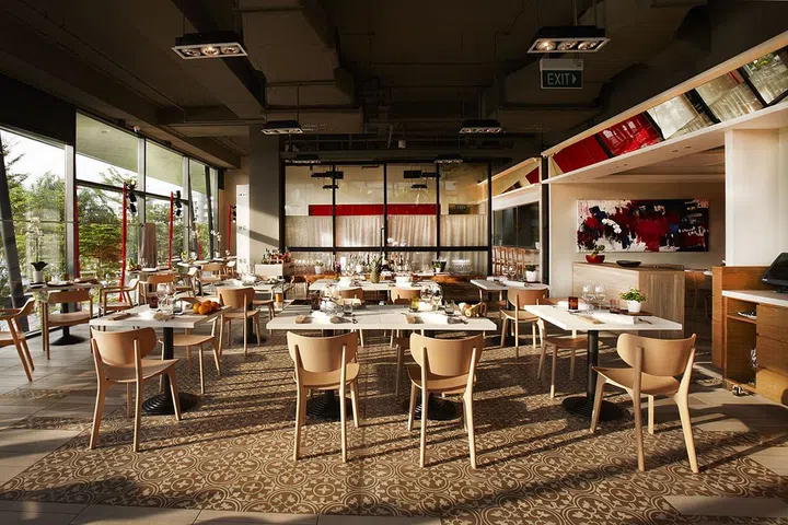 Must-Try: Seasonal Dinner Menu I Address: One Fullerton, 1 Fullerton Rd | Photo: Wallpaper*