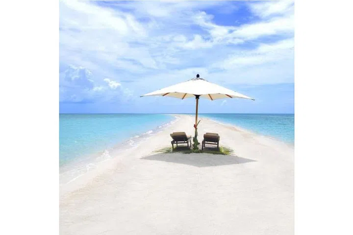 Owner David Copperfield has certainly worked his magic on this cluster of islands in the Caribbean. Sit out under the stars and watch movies on the beach, set off for a picnic on a sand bank or play billiards on Houdini's old table. Five breezy beach houses are spread across the islands, each with its own private patch of sand.