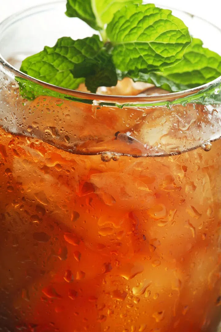In a truly genius move, registered dietitian Dawn Jackson drinks this fruity-tasting, sugar-free iced tea from a wine glass to resist the urge to wine it up, mostly because alcohol contributes lots of calories and stokes your appetite, so it pretty much obliterates any efforts to eat healthy. Although there's not sufficient evidence that the tea actually promotes weight loss, Jackson swears it tastes like Kool-Aid for adults — a hydrating treat.