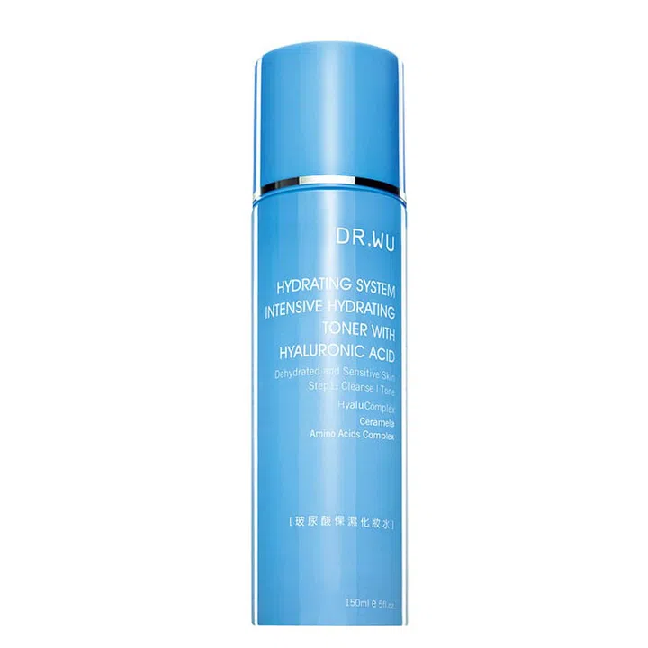 Unlike other rich lotions, its serum-like texture sinks into skin to lock in moisture, block out pollution and rebuild skin integrity.