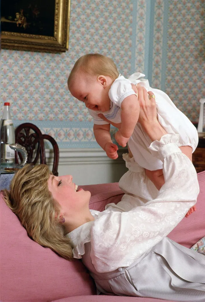 Prince William, Princess Diana