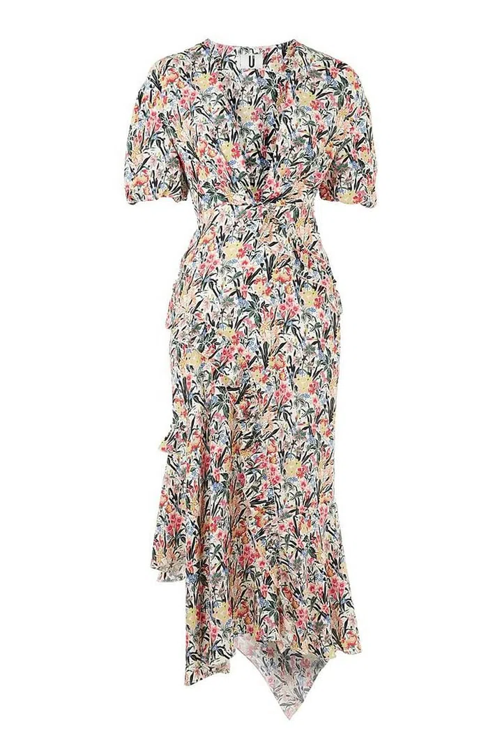 Ideal for every summer occasion imaginable, Topshop offers a tea dress that you'll have in your wardrobe for years to come.