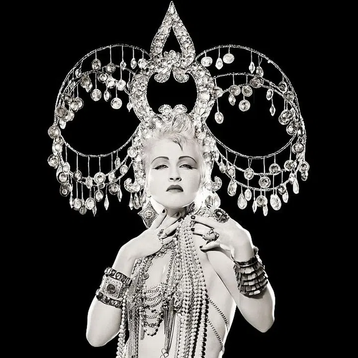 Cyndi Lauper, Headdress, Los Angeles, California. Photo: Matthew Rolston