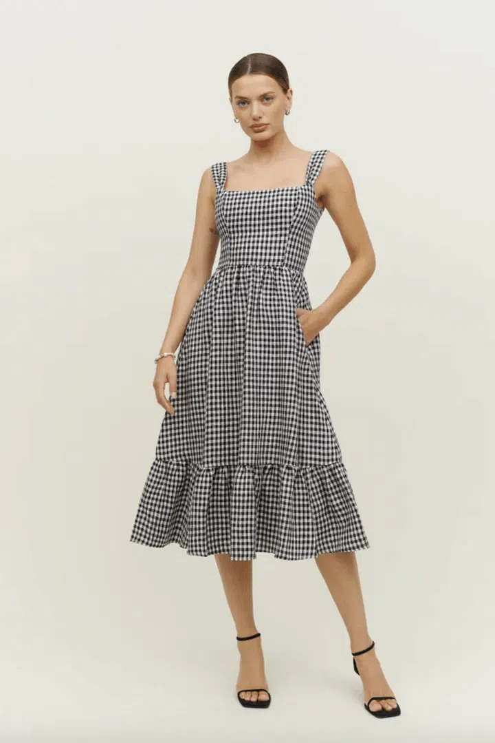 Bucatini Linen Dress, $370, Reformation