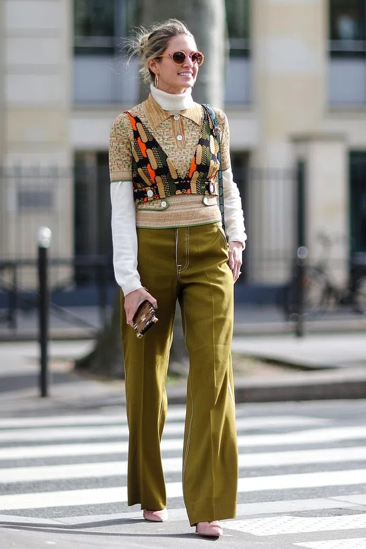 For the bold and adventurous: play around with layers, colours and texture. An analogous color scheme works best. Image: Getty