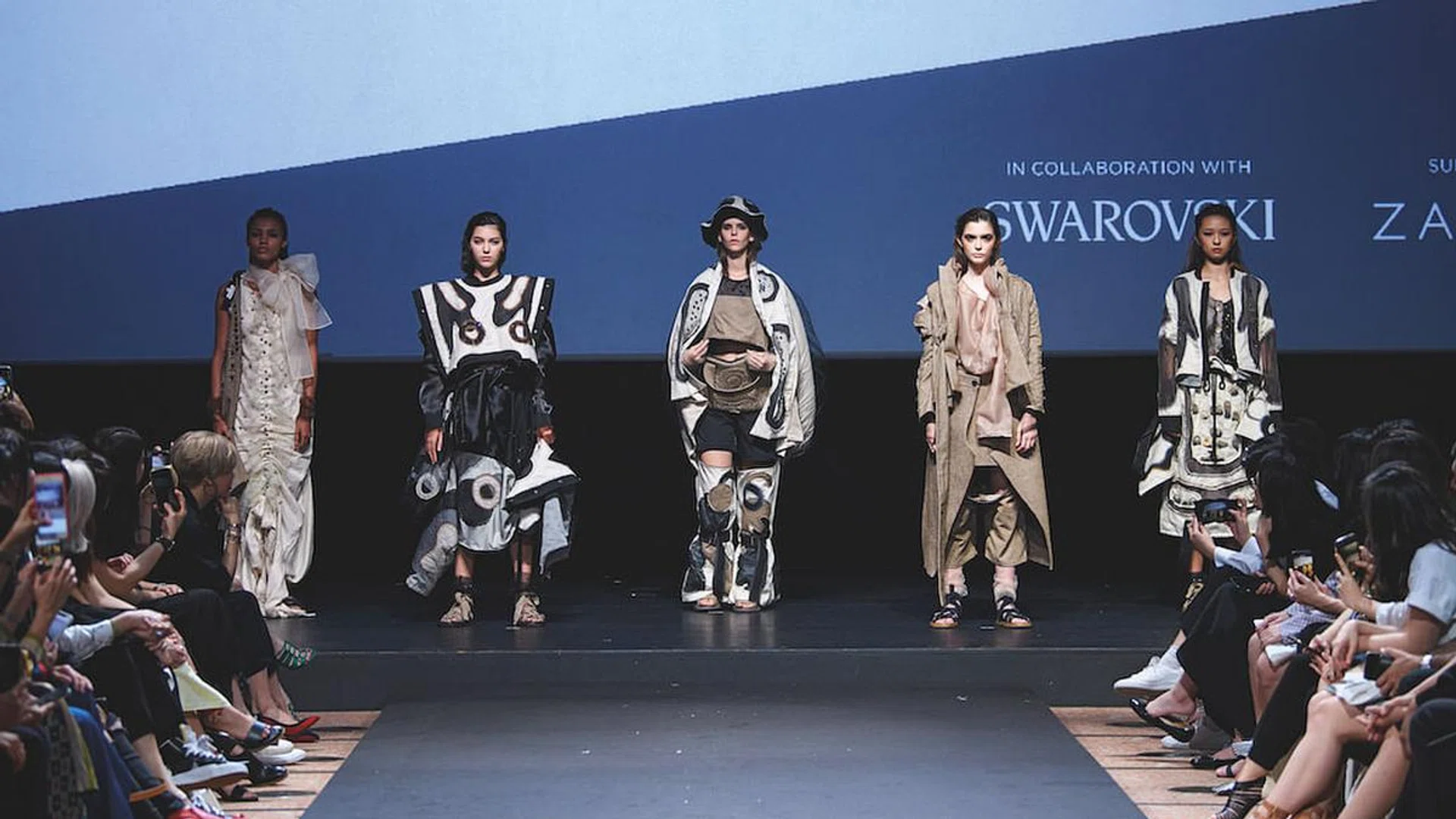 Collection by BAZAAR NewGen 2019 winner Kelly Vallerie. (Photo: Ashley Mak)
