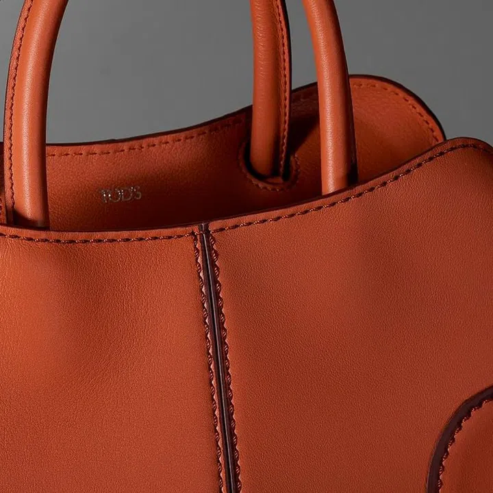 PhotoL: Tod's