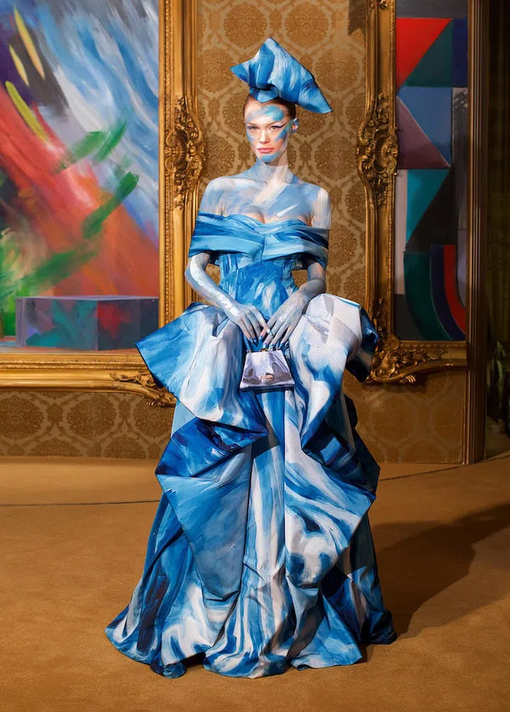 Photo: Moschino