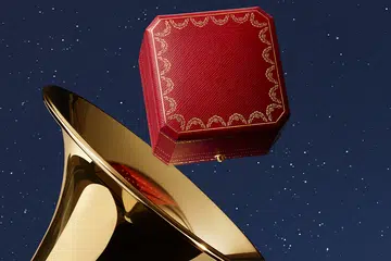 cartier jewellery box flying out trumpet christmas festive campaign
