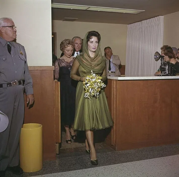 Marrying Eddie Fisher in 1959. Love the hood. 