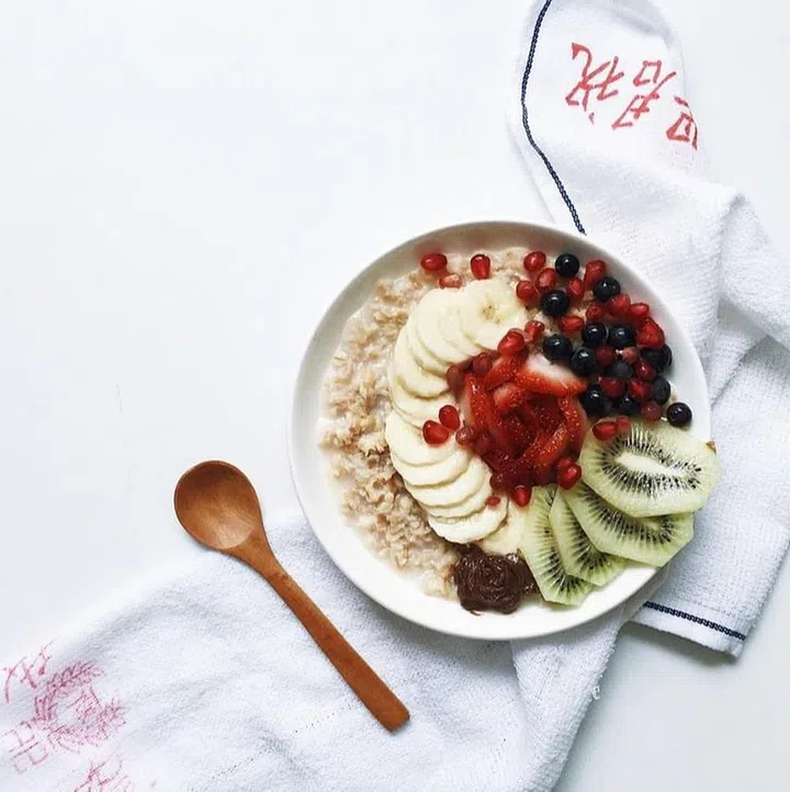 Clean and sharp shots of scrumptious superfoods and healthy meals are clearly Charlie K from Singapore’s winning recipe for her gallery (Photo: @chockywoky)