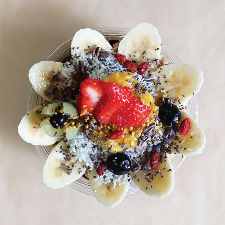If you’ve been on Santa’s naughty list this past year, redeem yourself by eating clean this holiday. 
At Project Açaí, even the most recalcitrant of sinners will receive immediate festive salvation with smoothies like Yogi Wannabe-rry 
and superbowls like the Supergreen Açaí Bowl. The snacks offered at 
this trendy bar are bound to make health nuts of us all this Christmas.