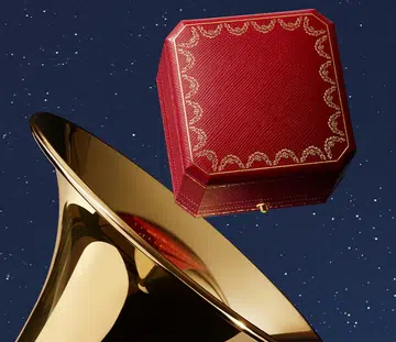 cartier jewellery box flying out trumpet christmas festive campaign