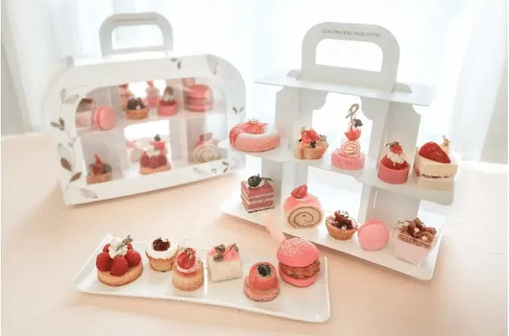 Rosy Medley Set at Goodwood Park Hotel (Photo: Goodwood Park Hotel)