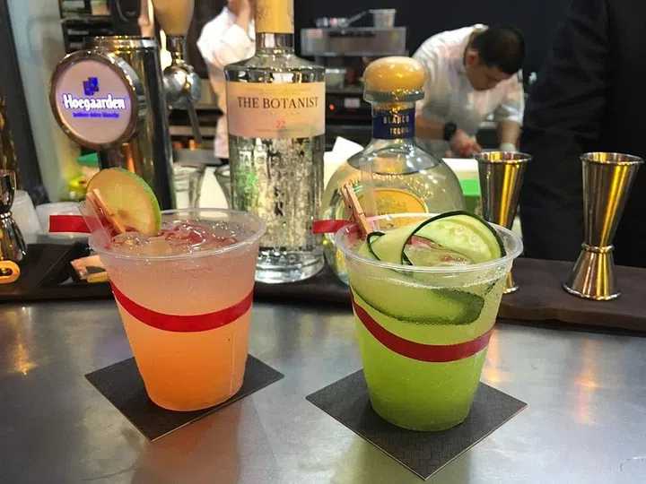 Cocktails, CÉ LA VI