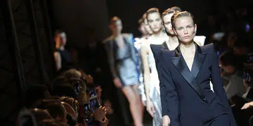 Mugler