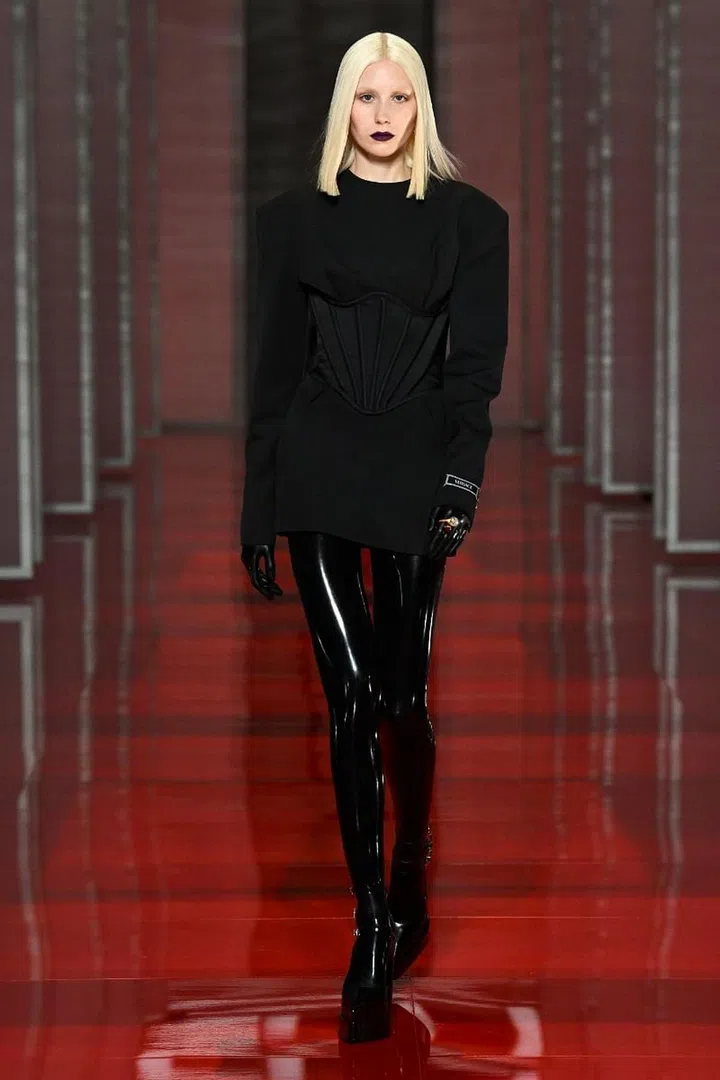 Photo: Versace