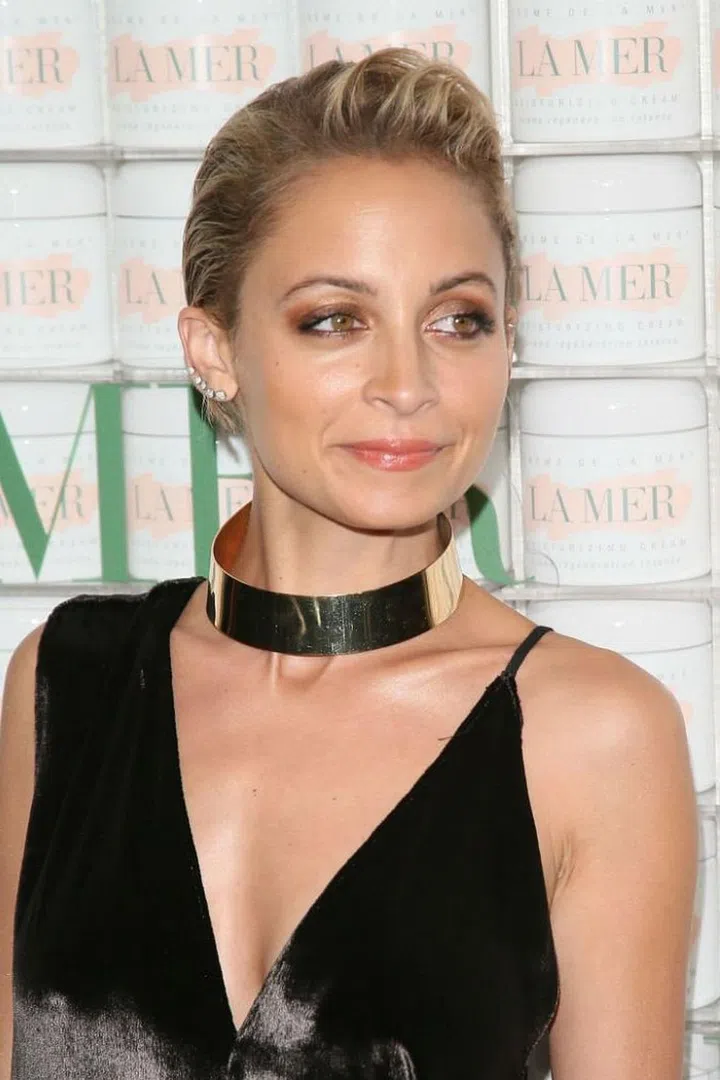 Slick paste through your bangs to style them in an edgy, architectural style. Photo: Getty