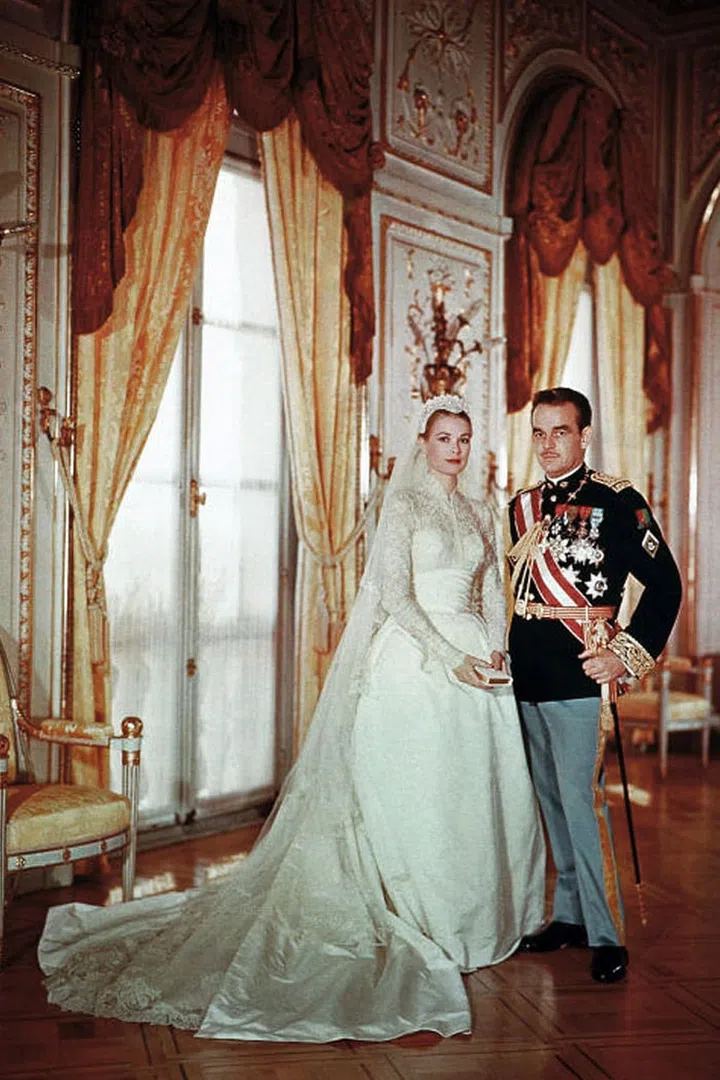 Grace Kelly in Helen Rose