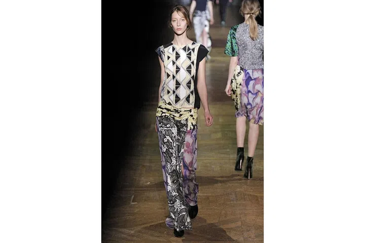 Bowie gave Dries van Noten freedom to remix "Heroes" for his runway, just as van Noten remixed Ziggy Stardust's trippy melange of print and color. ; Photo: Getty