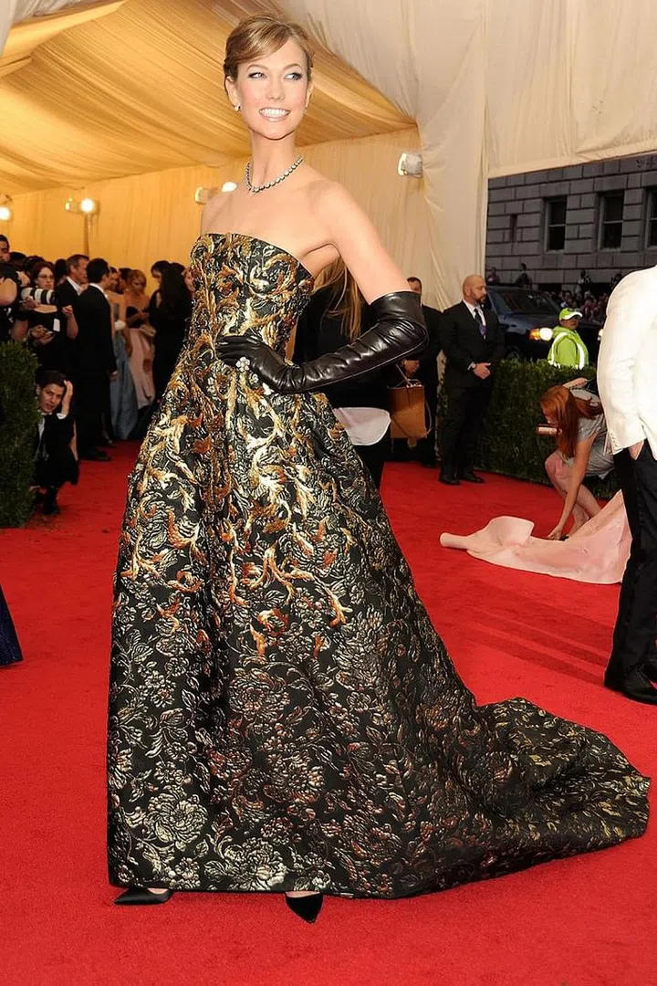 When: May 2014
Where: 'Charles James: Beyond Fashion' Costume Institute Gala
Wearing: Oscar de la Renta