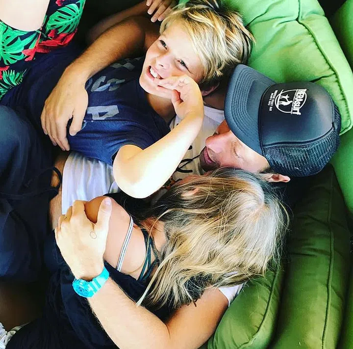 Happy Father’s Day cajm, you are a ray of sunshine ☀️.
Photo: Instagram