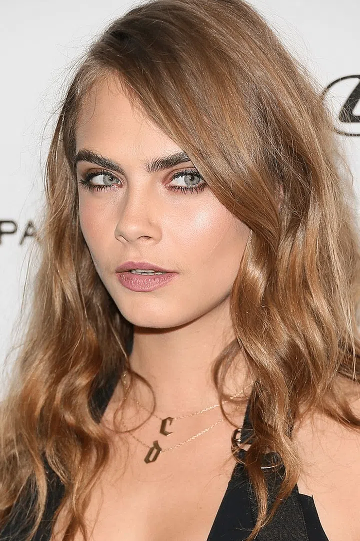 She likes to mauve it with mauve eyeshadow on mauve blush on mauve lips.