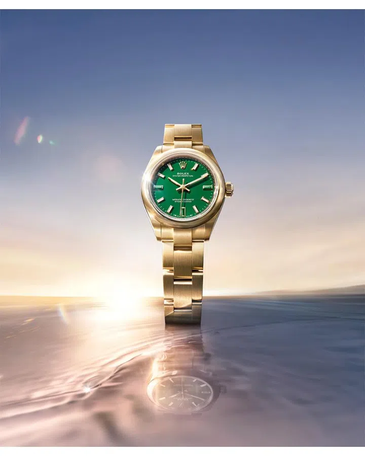 Watches and Wonders 2026 | Rolex Oyster Perpetual 28 in a 18ct yellow gold with green stone lacquer dial