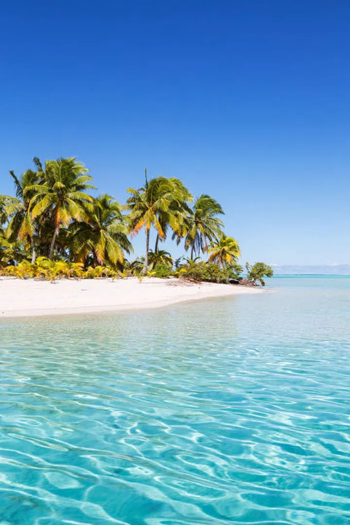 Also called Tapuaetai, One Foot Island is exactly the place you want to be if you're looking for miles of secluded beaches.