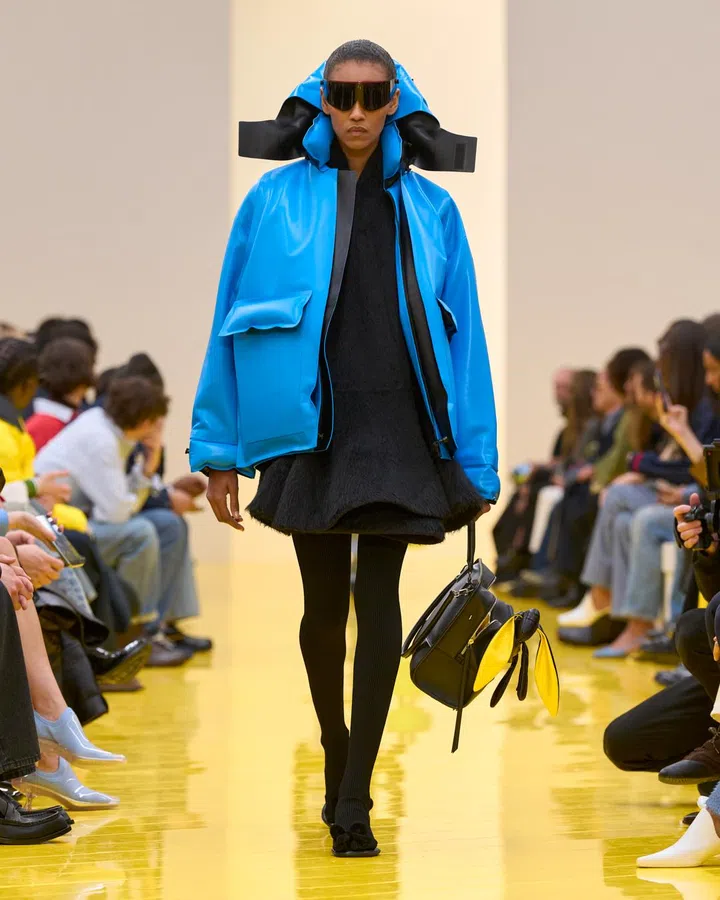 Loewe fall/winter 2026 runway look