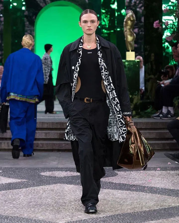 Photo: Versace