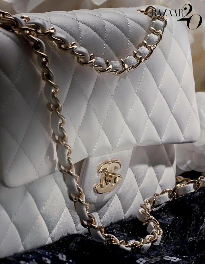 Quilted lambskin 11.12 bag. (Photo: Ching)